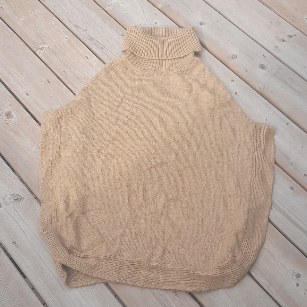 Slouchy sweater‎